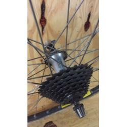 8 speed Shimano sora mavic tube velg racefiets velg