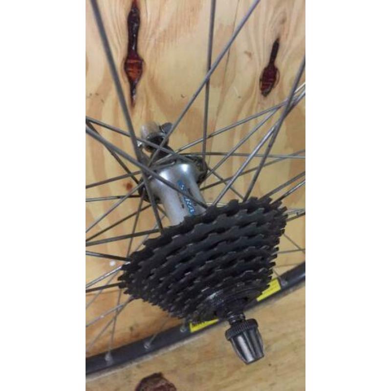 8 speed Shimano sora mavic tube velg racefiets velg