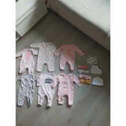 Pakket babykleding meisje maat 50/56