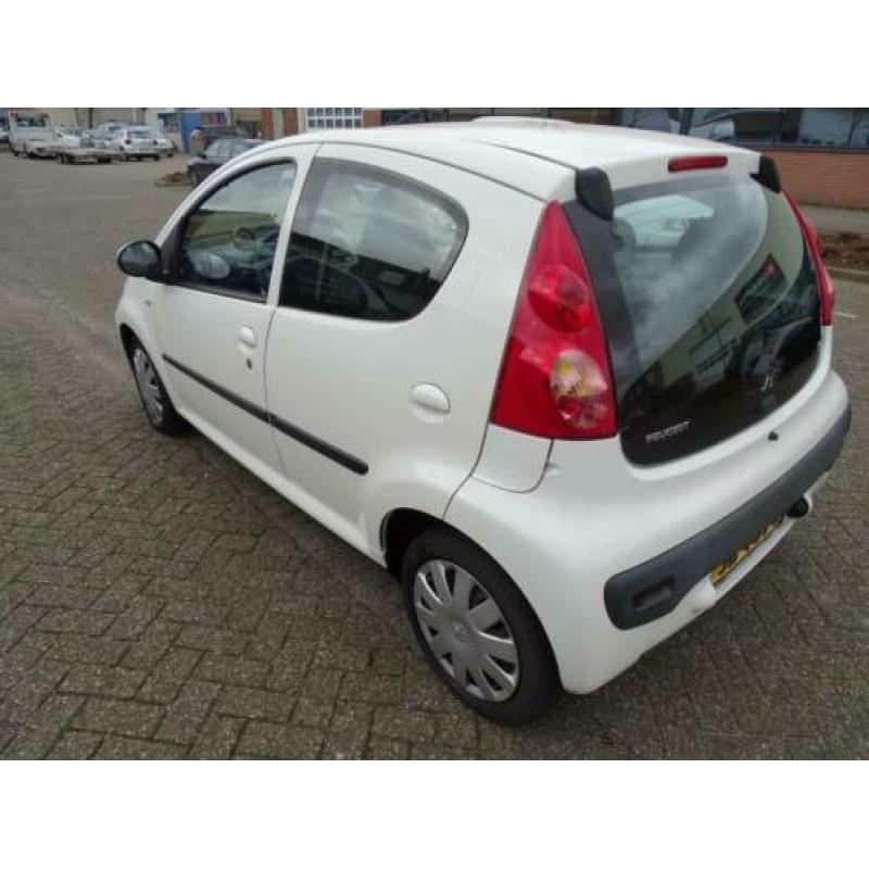 Peugeot 107 1.0-12V XR 5 deurs