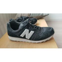 Zwarte witte sneakers New Balance maat 39