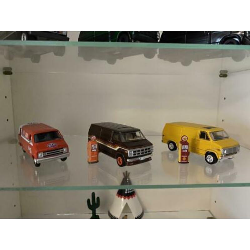 1:64 GMC en Chevy’s.