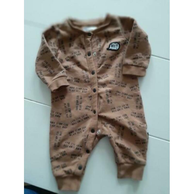 Babykleding