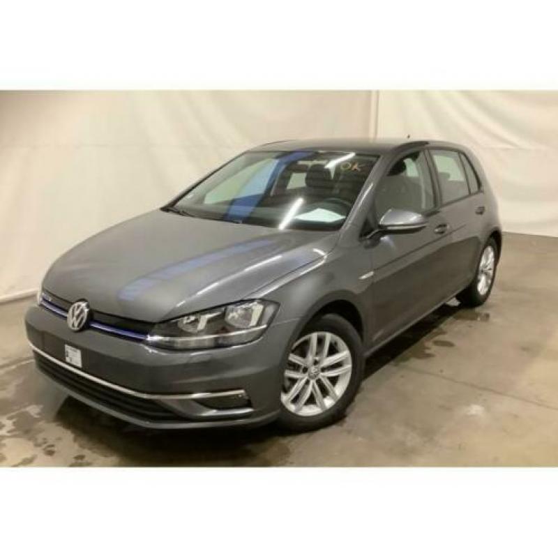 Volkswagen Golf 1.5 TSI DSG COMFORTLINE ADAPT.CRUISE ECC PDC