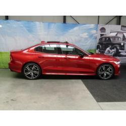 Volvo S60 2.0 T5 Intro Edition POLSTAR STYLING KIT