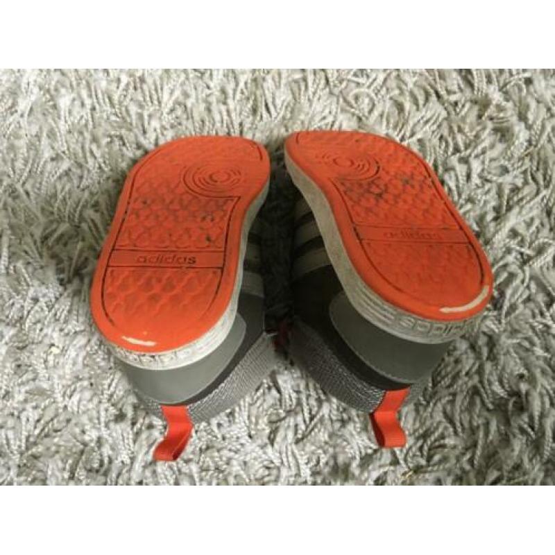 Kinderschoenen adidas klittenband maat 23