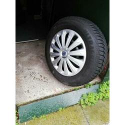 Goodyear ultragrip8. 5x108 winterbanden op stalen velg