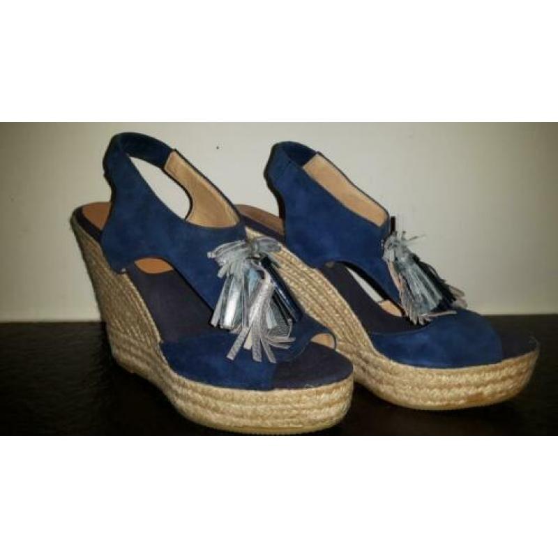 leuke PUMPS mt 38 Blauw. Merk: OMODA nieuw € 8,90