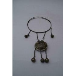 ANTIEK CHINESE ZILVEREN HANGER AAN COLLIER 1644-1911 nr2