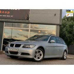 BMW 3-serie Touring 320d *PANORAMADAK*AUTOMAAT*VOL*EERSTEEIG