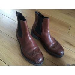 prachtige chelsea boots enkellaars maat 41/42 ZGAN!