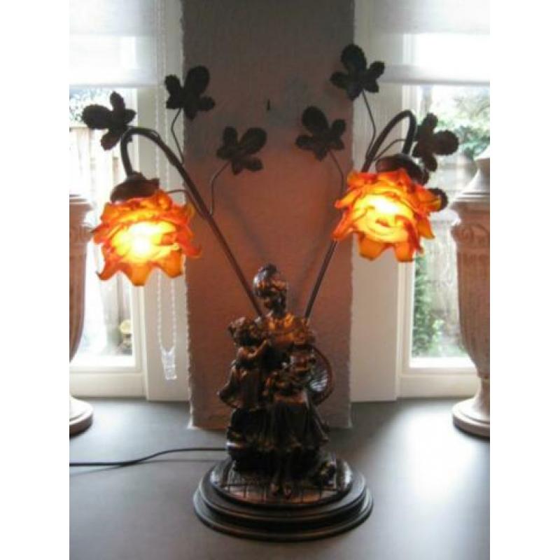 oude schemerlamp, breed ca 46 hoog 56 cm