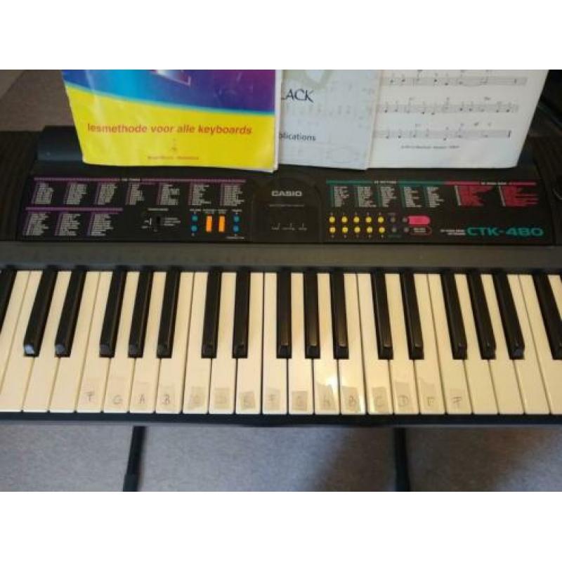 Casio CTK-480 incl stander en adapter