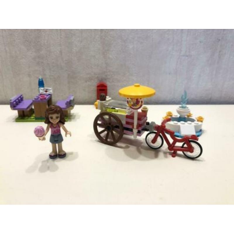 5. Lego Friends 41030 Olivia’s ijscokar