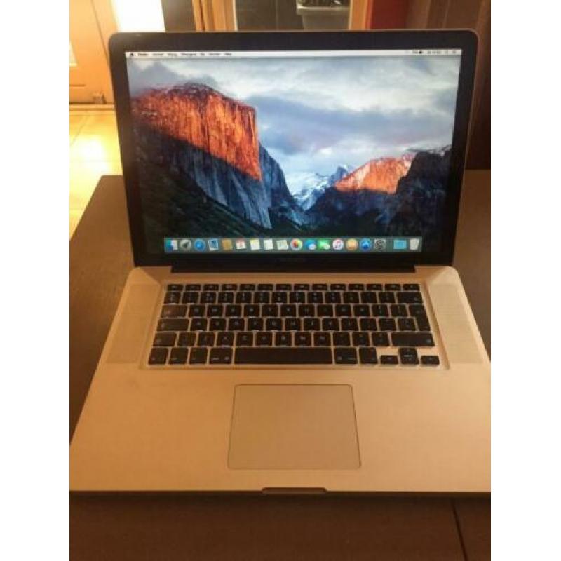 Macbook Pro 15 inch Mid 2009