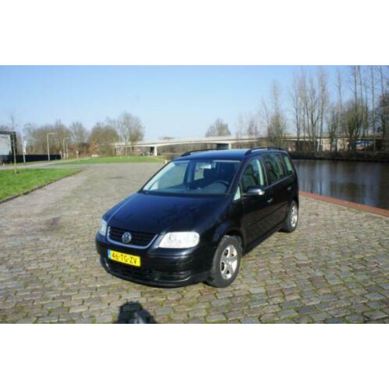 Volkswagen TOURAN 1.6-16V FSI OPTIVE I 2006 AIRCO