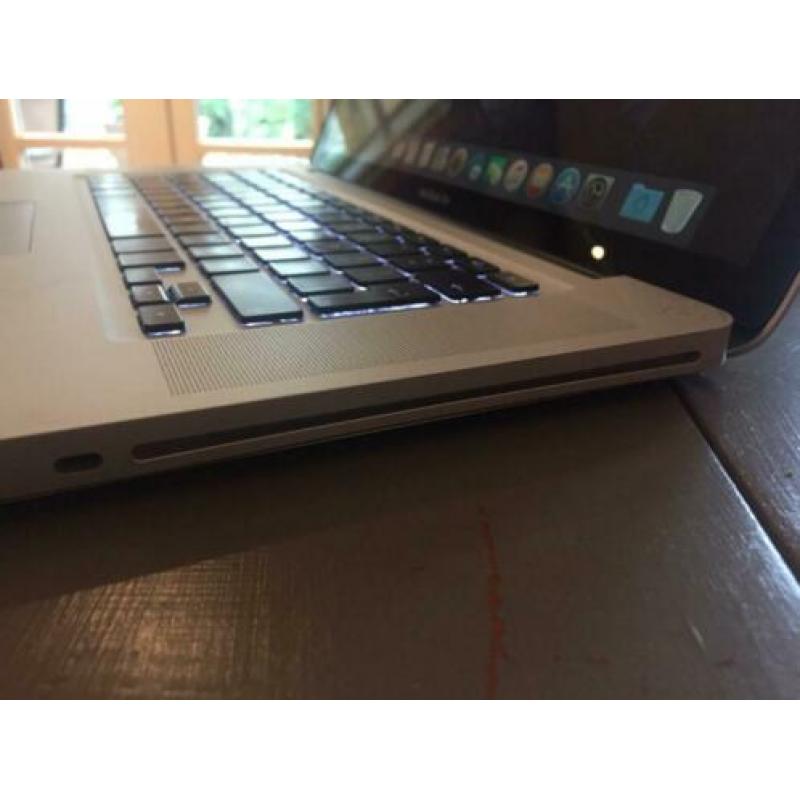 Macbook Pro 15 inch Mid 2009