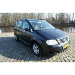 Volkswagen TOURAN 1.6-16V FSI OPTIVE I 2006 AIRCO