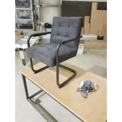 Stoelen stof metalen frame. Nieuw.!!