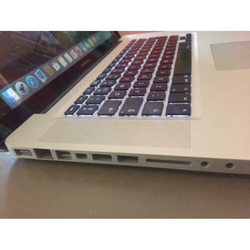 Macbook Pro 15 inch Mid 2009