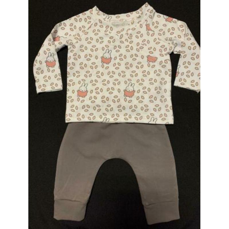 Setje babykleding Nijntje maat 68