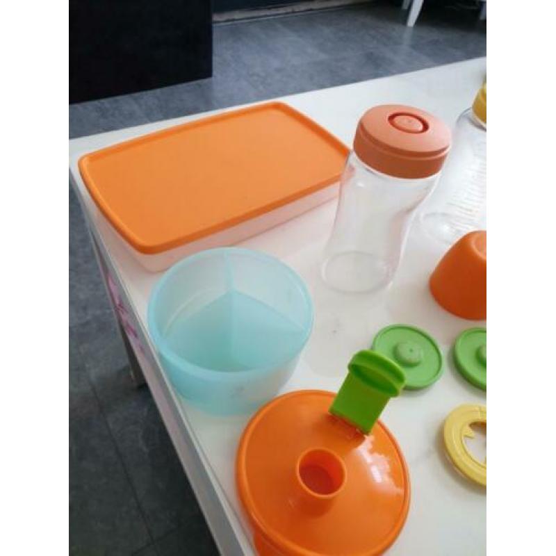 Tupperware baby spullen Alles voor €45