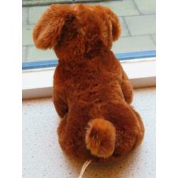 Hond merk Ostoy glanzend bruin velours meet ca 28 cm breed