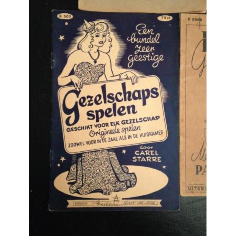 Kavel antieke boekjes over gezelschapsspelen - ca 1920/30