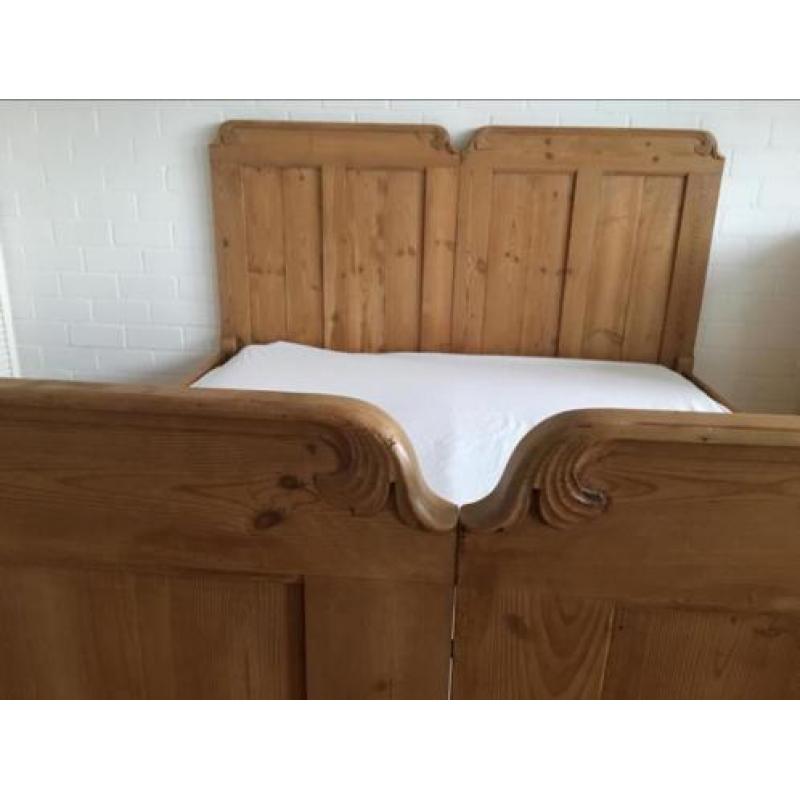 Tweepersoonsbed bed antiek grenen