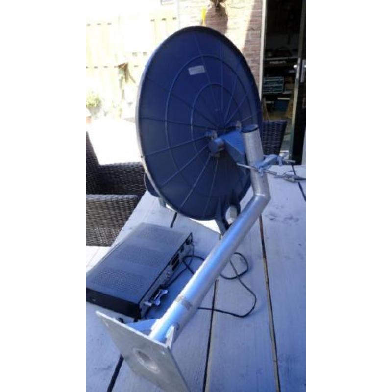 Schotelantenne met receiver