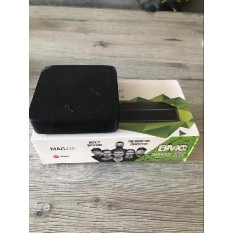 MAG 410 Android set top box in top staat