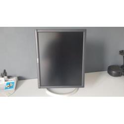 Dell PC monitor 19 inch 1901FP