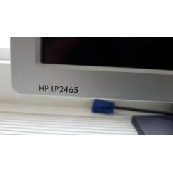 HP LP2464 24" monitor en toetsenbord