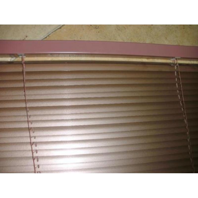 luxaflex roze metallic als nw 16 mm 116,5 br en 1.08 Hoog