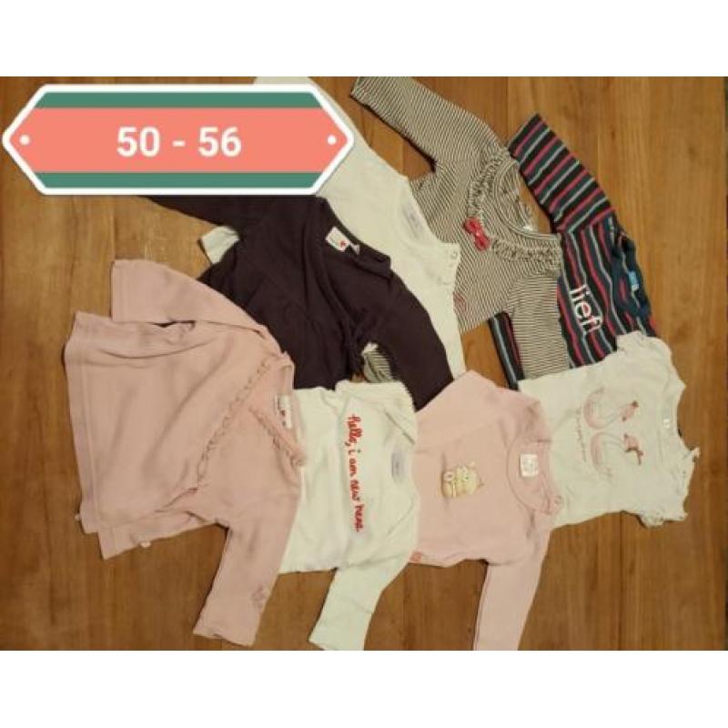 Baby kleding, slaapzak, mutsjes, maat 50 en 56